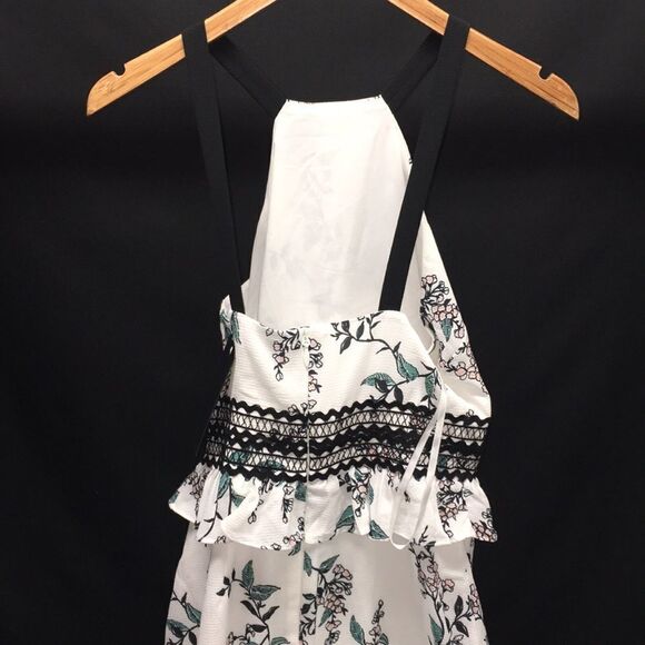 New Stylestalker
Kaylene Halter Floral Maxi Dress - Picture 4 of 5